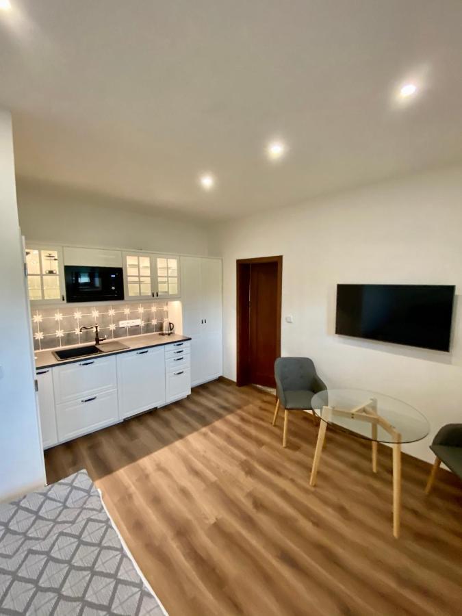 Apartmány V uličce Frymburk Esterno foto