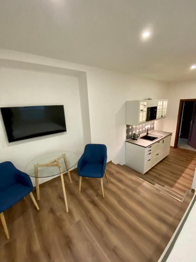 Apartmány V uličce Frymburk Esterno foto