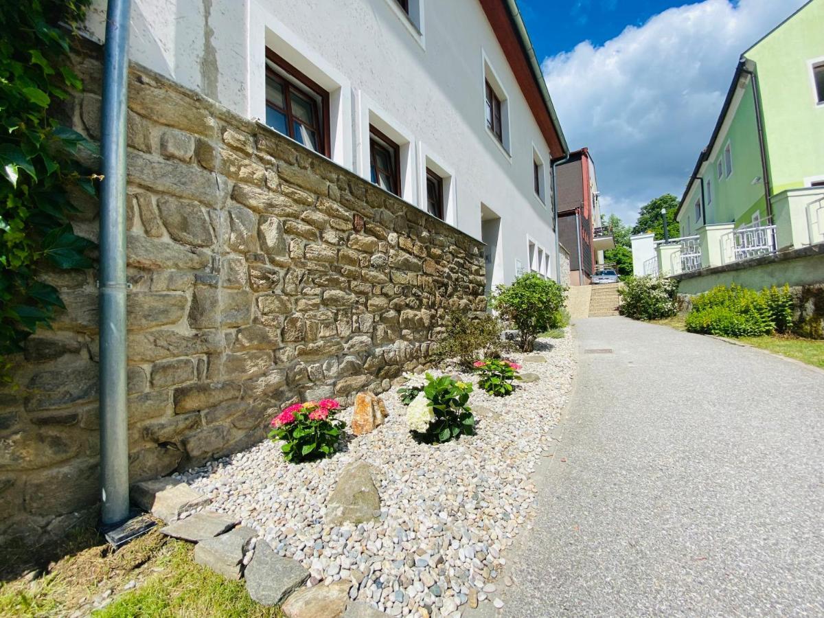 Apartmány V uličce Frymburk Esterno foto