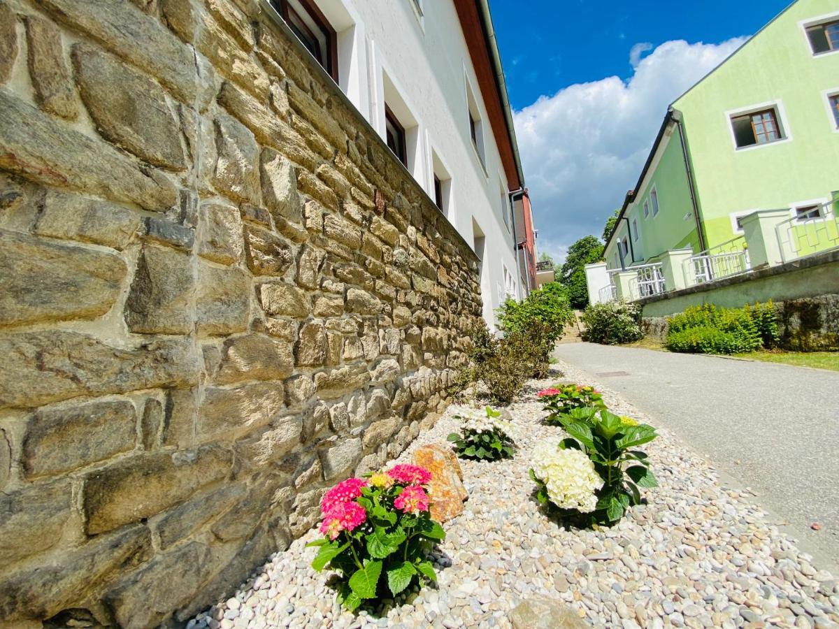Apartmány V uličce Frymburk Esterno foto