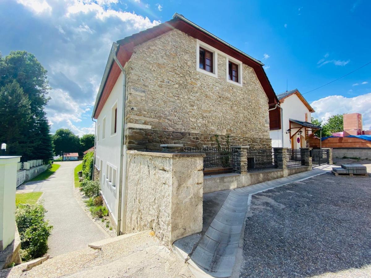 Apartmány V uličce Frymburk Esterno foto
