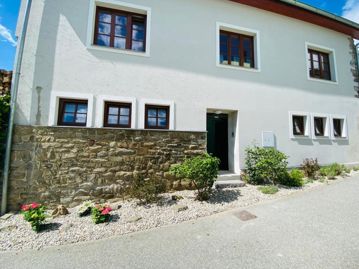 Apartmány V uličce Frymburk Esterno foto