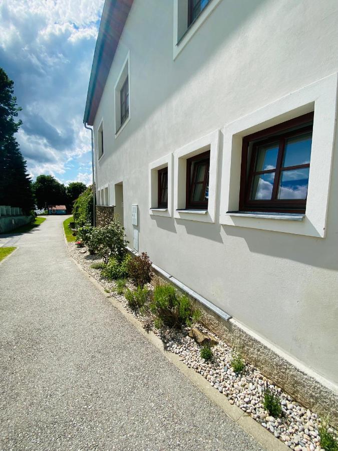 Apartmány V uličce Frymburk Esterno foto